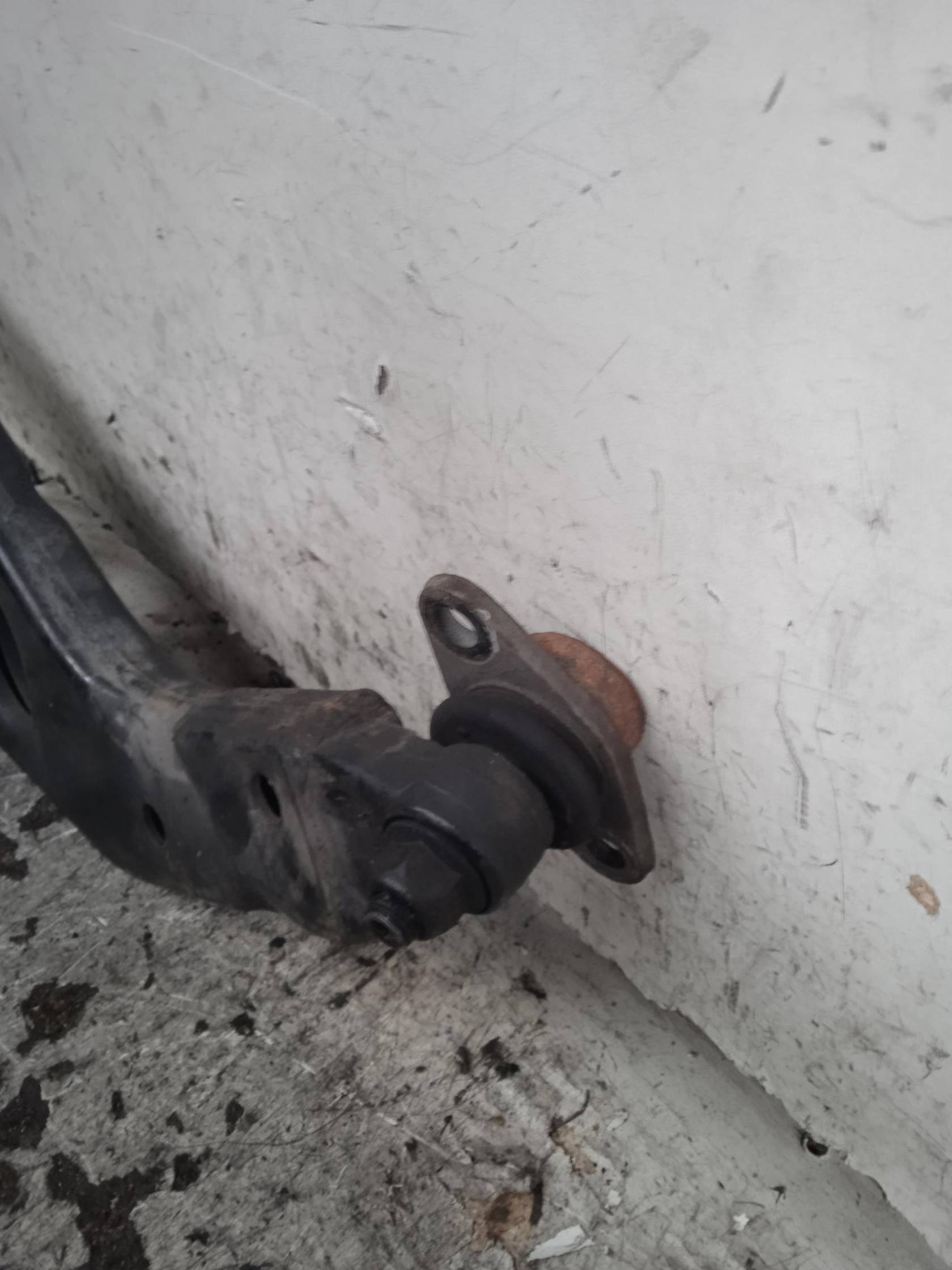 Braccio oscillante sosp. ant. dx.